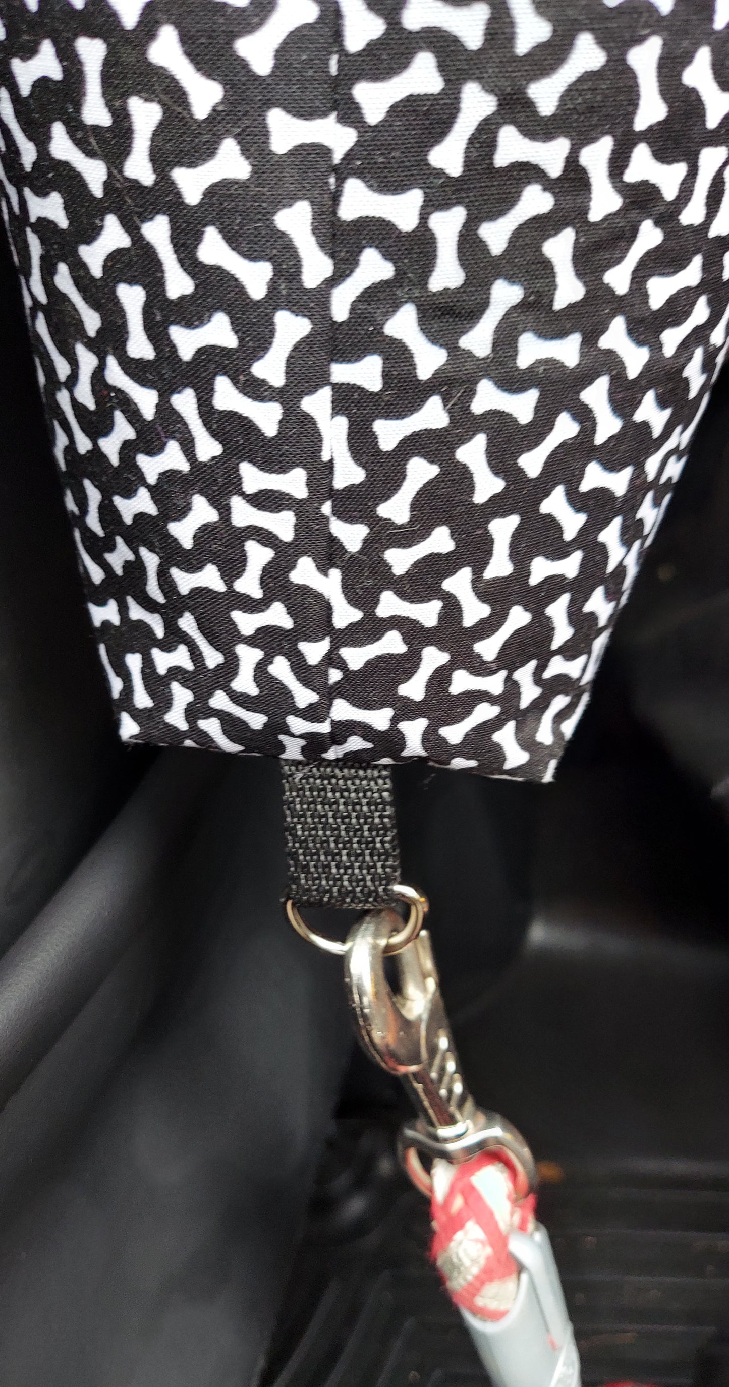 Dog On The Go Vehicle Tote