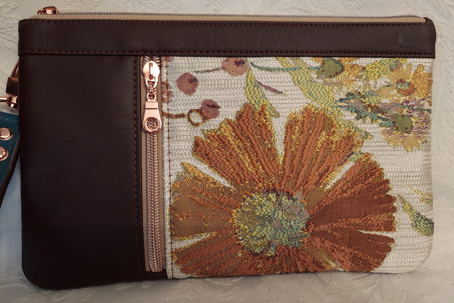 Zippy Wristlet